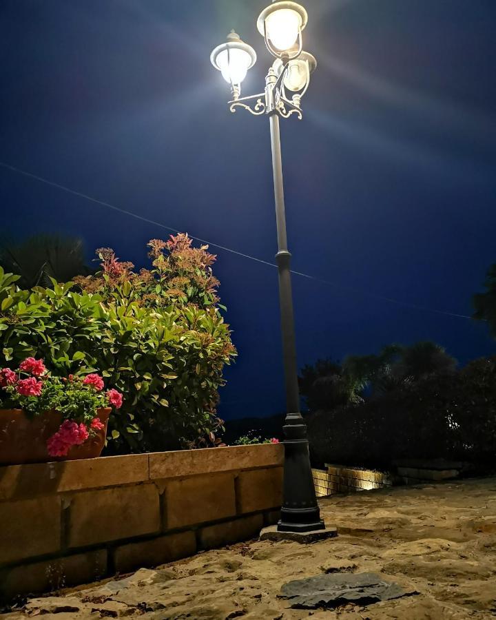 Villa Russo Caltanissetta Eksteriør bilde