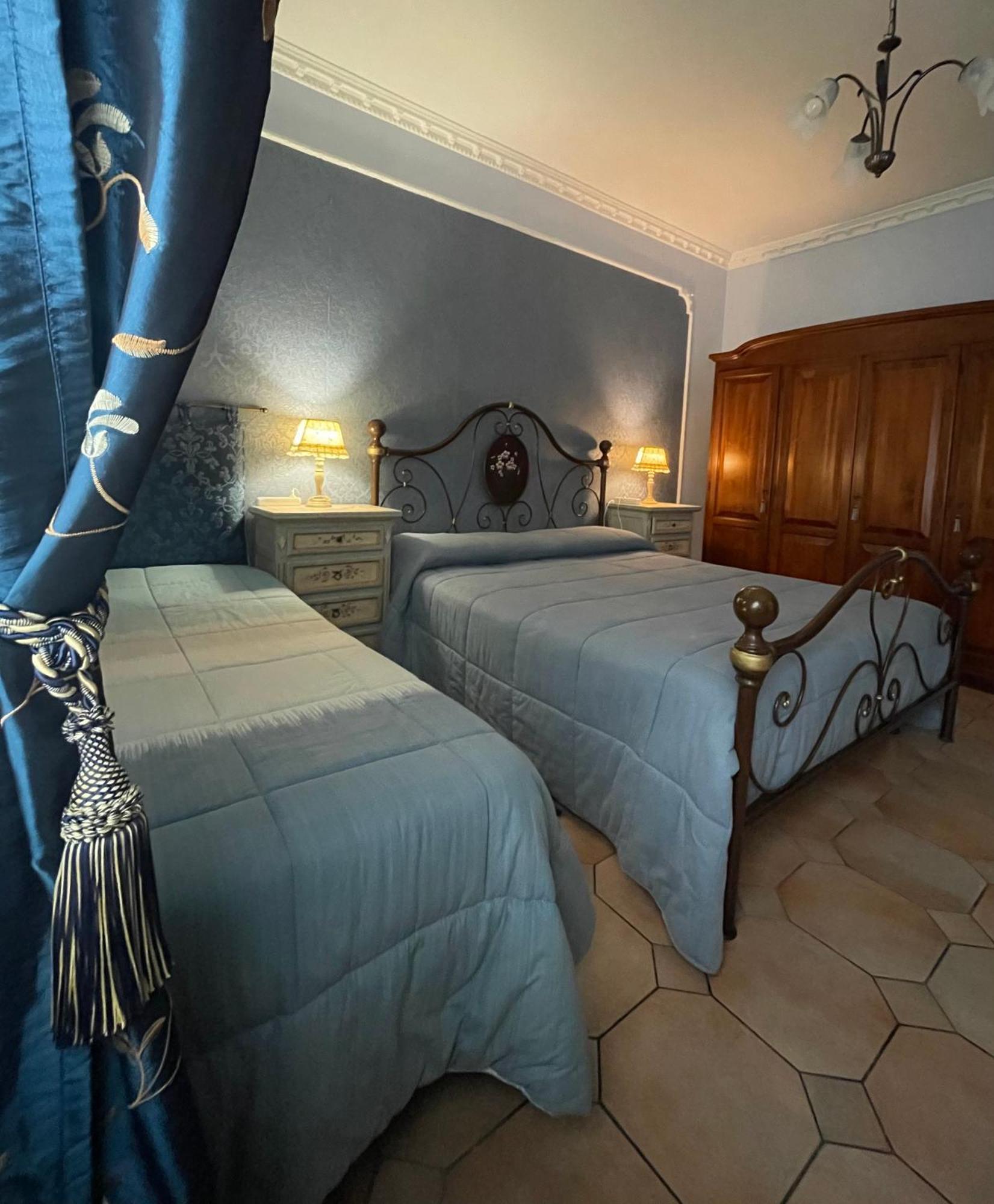 Villa Russo Caltanissetta Eksteriør bilde